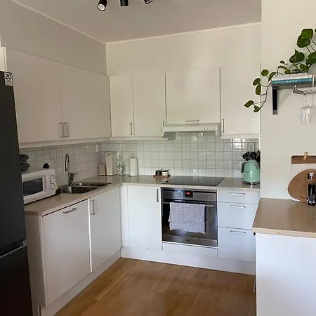 Apartment Moderne Og Romslig Leilighet, 2 Soverom, Sentralt. *